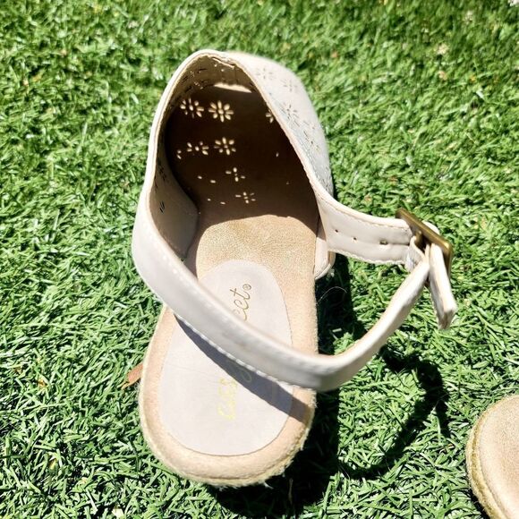 Women's Easy Street daisy wedge heel sandals - Picture 10 of 14